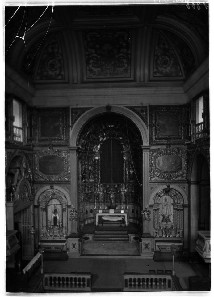 Igreja de São Miguel, interior, 1899, foto de Mac