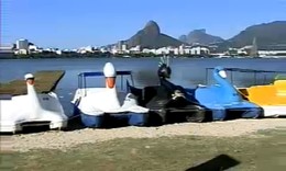 Lagoa Rodrigo de Freitas - Pedalinhos com a Pedra 