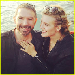 lost-maggie-grace-ties-the-knot.jpg lost-maggie-grace-ties-the-knot.jpg