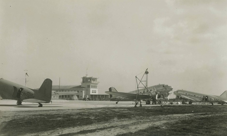 Aeroporto da Portela, Lisboa. Eduardo Portugal, 1946